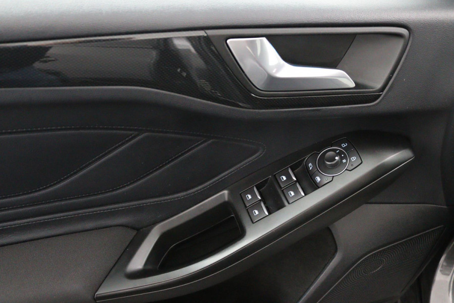 Ford FOCUS Wagon Hybrid*ST-LINE*NAVI*ECC*CRUISE*CAM*STUURVERWARMING