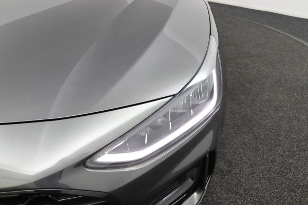 Ford FOCUS Wagon Hybrid*ST-LINE*NAVI*ECC*CRUISE*CAM*STUURVERWARMING