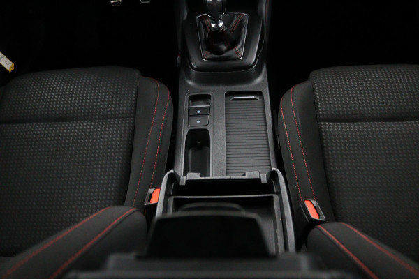 Ford FOCUS Wagon Hybrid*ST-LINE*NAVI*ECC*CRUISE*CAM*STUURVERWARMING