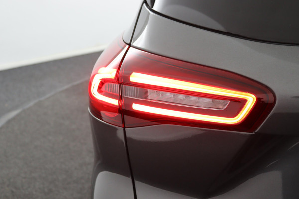 Ford FOCUS Wagon Hybrid*ST-LINE*NAVI*ECC*CRUISE*CAM*STUURVERWARMING