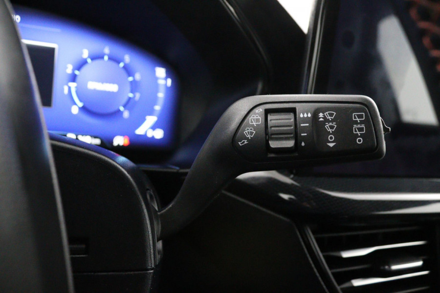 Ford FOCUS Wagon Hybrid*ST-LINE*NAVI*ECC*CRUISE*CAM*STUURVERWARMING