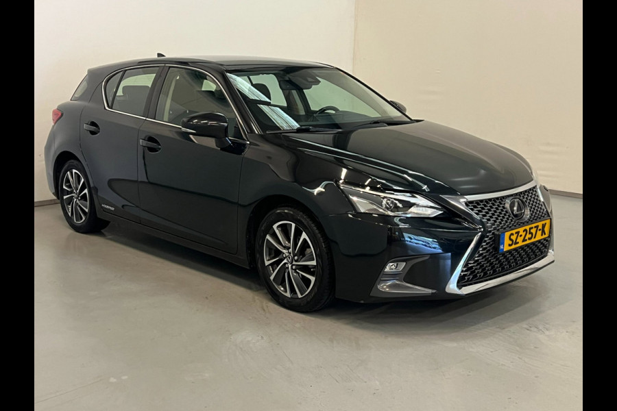 Lexus CT 200h / NL-auto / Camera / Navi / Xenon / DAB / Clima
