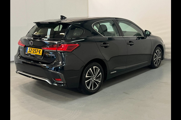 Lexus CT 200h / NL-auto / Camera / Navi / Xenon / DAB / Clima