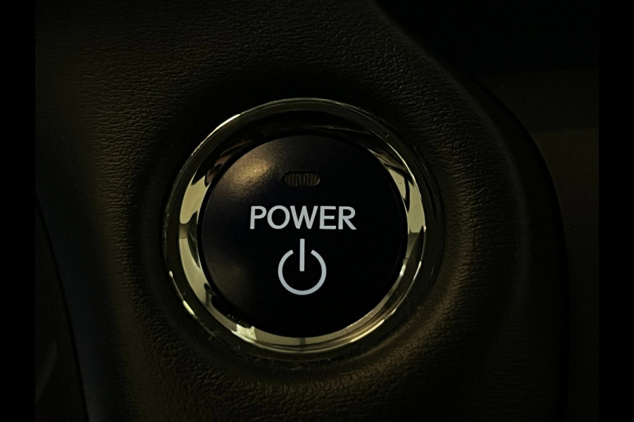 Lexus CT 200h / NL-auto / Camera / Navi / Xenon / DAB / Clima