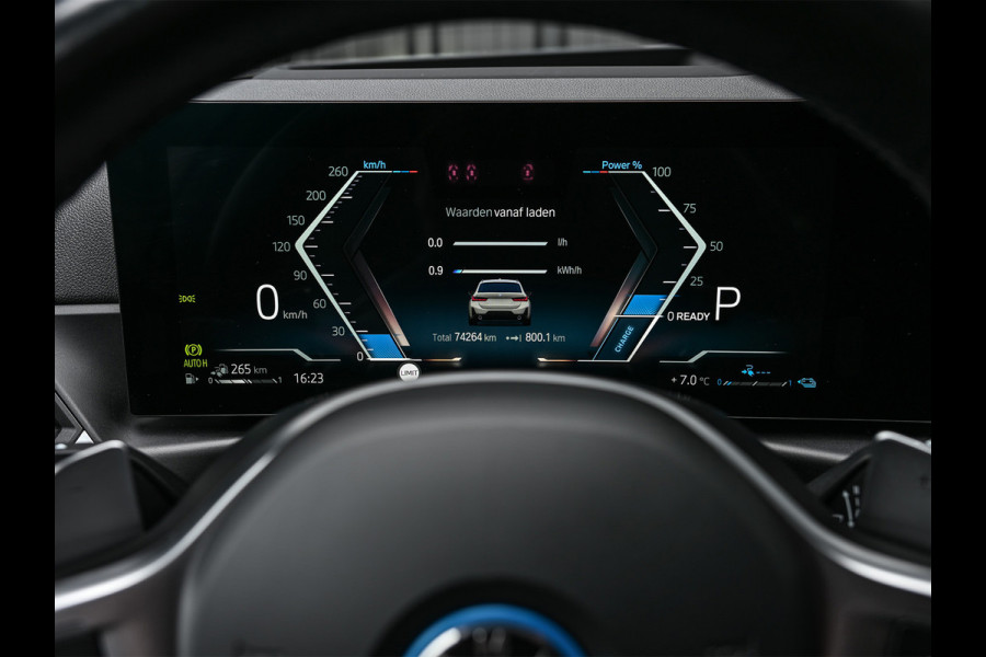 BMW 3 Serie Touring 330e xDrive M-Sport | Comfort access | Trekhaak | Adaptive led | Driving assistant prof. | Dab+ | Hifi sound | Head-up | Camera