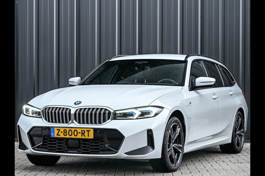 BMW 3 Serie Touring 330e xDrive M-Sport | Comfort access | Trekhaak | Adaptive led | Driving assistant prof. | Dab+ | Hifi sound | Head-up | Camera