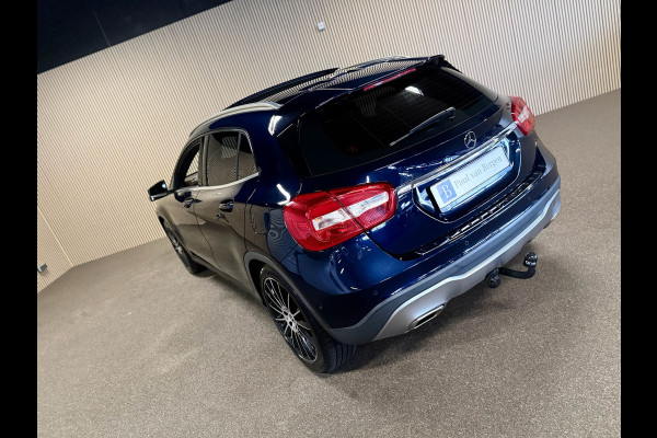 Mercedes-Benz GLA 250 Urban-PANORAMA-MEMORY-360 CAMERA-TREKHAAK-COMPL.