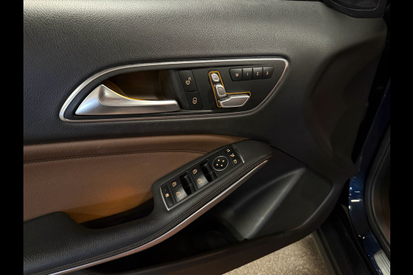 Mercedes-Benz GLA 250 Urban-PANORAMA-MEMORY-360 CAMERA-TREKHAAK-COMPL.