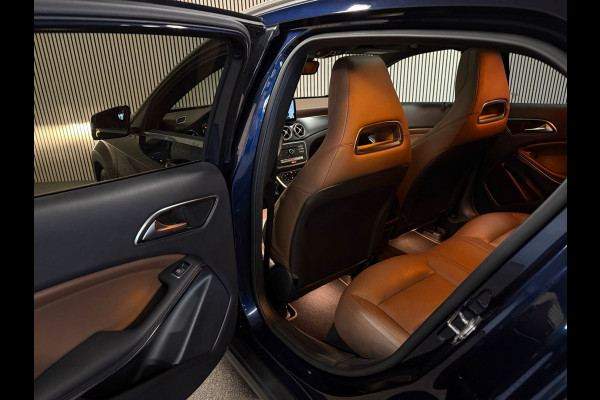 Mercedes-Benz GLA 250 Urban-PANORAMA-MEMORY-360 CAMERA-TREKHAAK-COMPL.