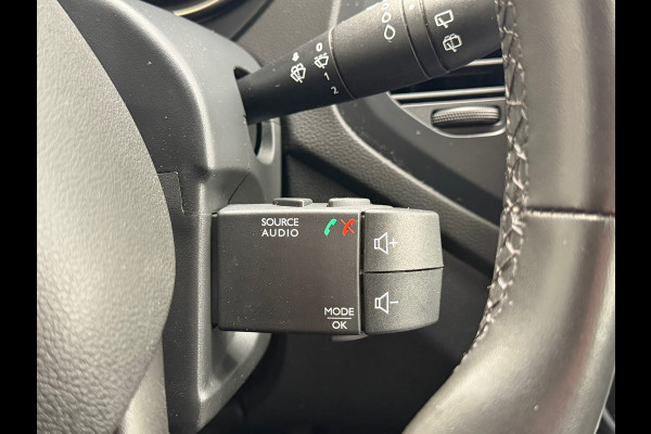 Renault Captur 0.9 TCe Limited|Airco|Keyless|Carplay|Nap