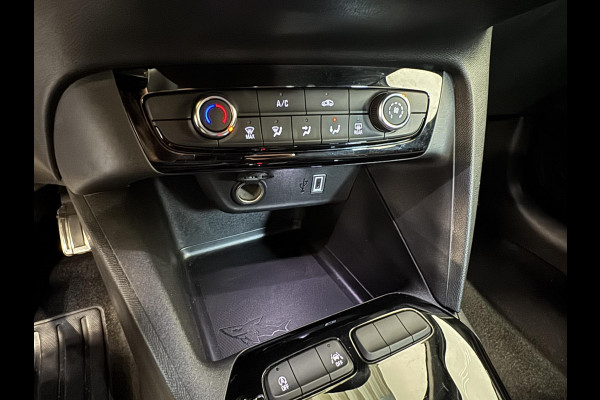 Opel Corsa 1.2 Turbo Hybrid 100pk GS Automaat Navigatie Apple Carplay/Android Auto Camera Parkeersensoren Cruise Control Dodehoek assistent Airco Lichtmetalen velgen Virtual Cockpit Getinte ramen