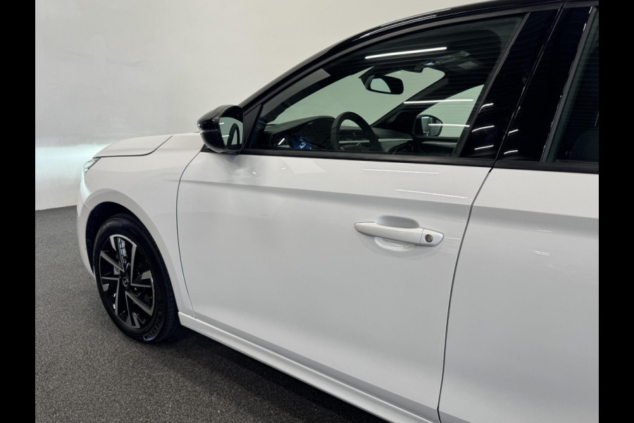 Opel Corsa 1.2 Turbo Hybrid 100pk GS Automaat Navigatie Apple Carplay/Android Auto Camera Parkeersensoren Cruise Control Dodehoek assistent Airco Lichtmetalen velgen Virtual Cockpit Getinte ramen