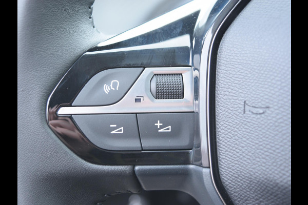 Peugeot 208 1.2 Hybrid 110 e-DCS6 Business PARKEERSENSOREN MET CAMERA | DONKER GETINT GLAS | AIRCO | DEMO