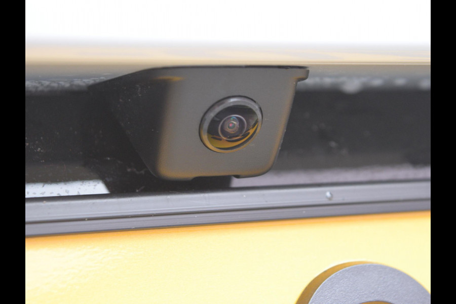 Peugeot 208 1.2 Hybrid 110 e-DCS6 Business PARKEERSENSOREN MET CAMERA | DONKER GETINT GLAS | AIRCO | DEMO