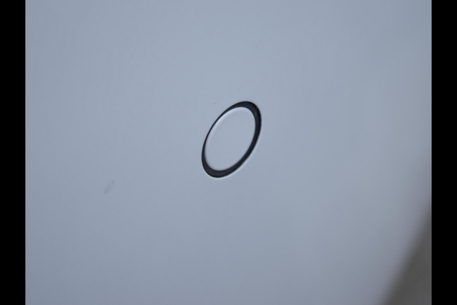 Peugeot 208 1.2 Hybrid 110 e-DCS6 Business PARKEERSENSOREN MET CAMERA | DONKER GETINT GLAS | AIRCO | DEMO