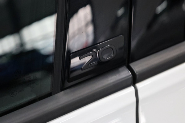 Volkswagen Golf 2.0 TSI R 4Motion 333+PK 20 Years Edition AKRAPOVIC/IQ+LED/VIRTUAL/PANO/ALCANTARA+S.VERWARMING/ACC/12 MND GARANTIE