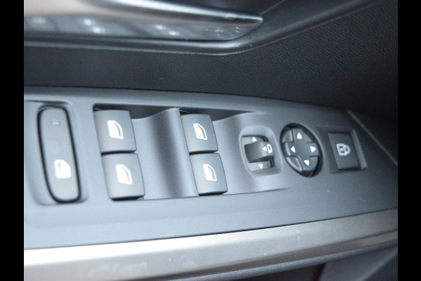Peugeot 3008 1.6 plug-in Hybrid 195 Allure PARKEERSENSOREN MET CAMERA | CLIMATE CONTROL | CRUISE CONTROL | DEMO