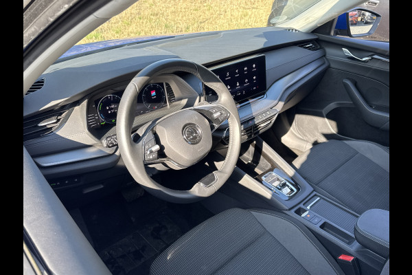 Škoda Octavia Combi TSI iV 204PK PHEV BUSINESS EDITION VIRTUAL/CRUISE/CARPLAY