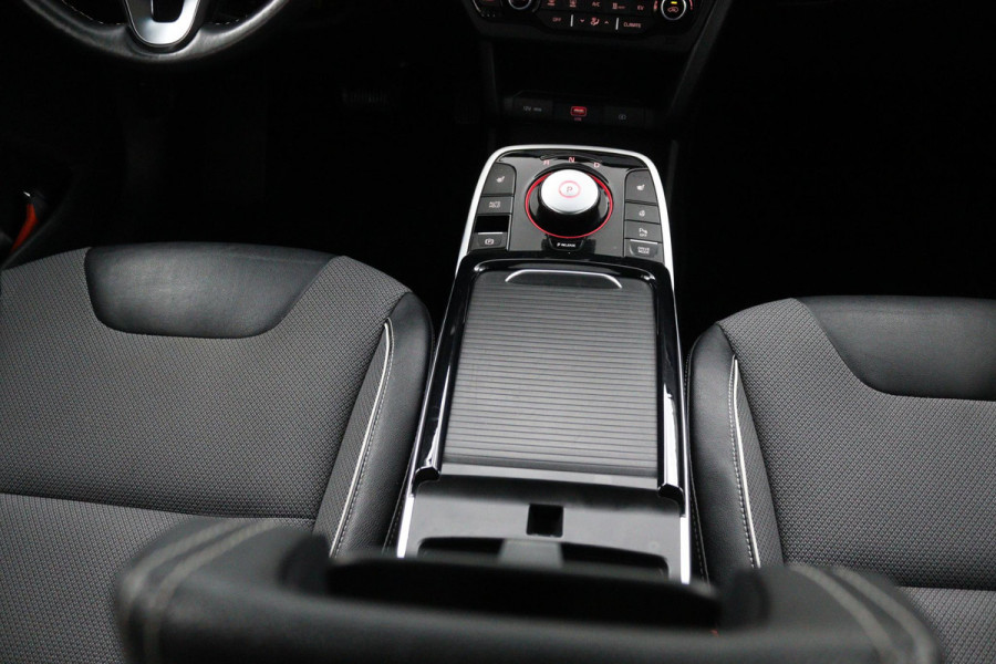 Kia e-Niro D.LINE*64 kWh*3FASE*CARPLAY*CAM*NAVI*ECC*LANE-ASS