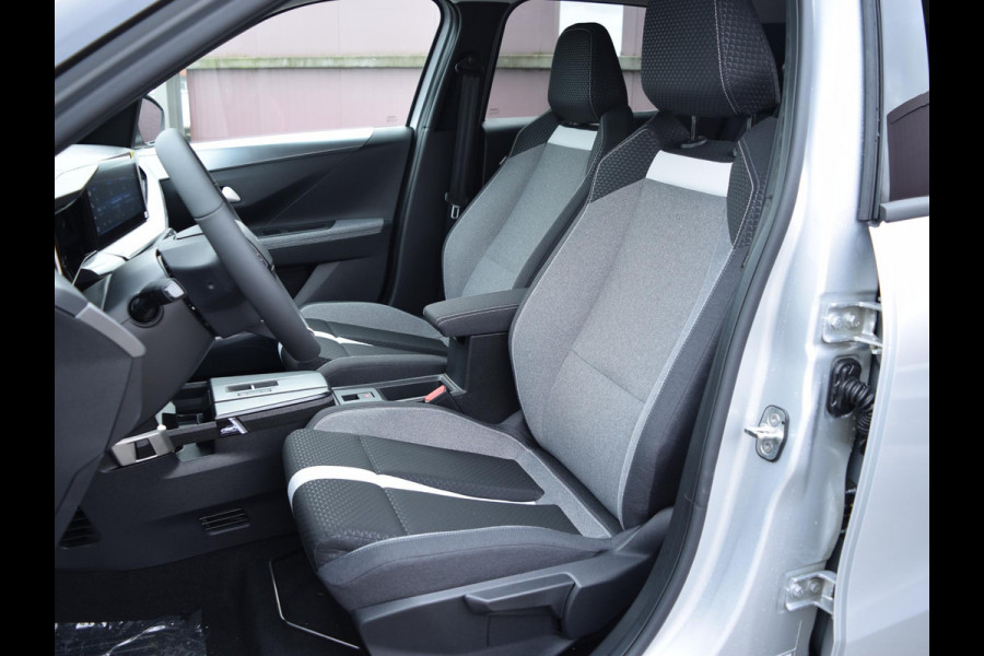 Opel Frontera 1.2 Turbo Hybrid GS | 145 PK | PARKEERSENSOREN MET CAMERA | CLIMATE CONTROL | STOELVERWAMING | STUURVERWARMING |