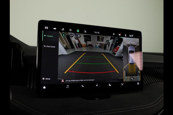 Škoda Superb Combi Sportline Business PHEV 1.5 TSI 204 pk 6 versn. DSG | Panoramadak, elektrisch bedienbaar | Trekhaak, wegklapbaar | Travel Assist Plus Sportline | Dynamic Chassis Control Pakket | CANTON Soundsystem | Lichtmetalen velgen 19 inch Aniara Aero zilver