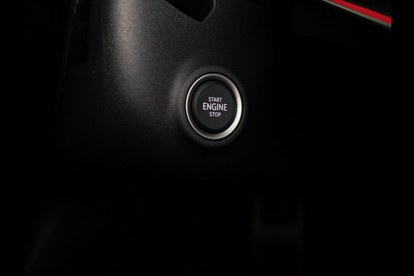 Škoda Superb Combi Sportline Business PHEV 1.5 TSI 204 pk 6 versn. DSG | Panoramadak, elektrisch bedienbaar | Trekhaak, wegklapbaar | Travel Assist Plus Sportline | Dynamic Chassis Control Pakket | CANTON Soundsystem | Lichtmetalen velgen 19 inch Aniara Aero zilver