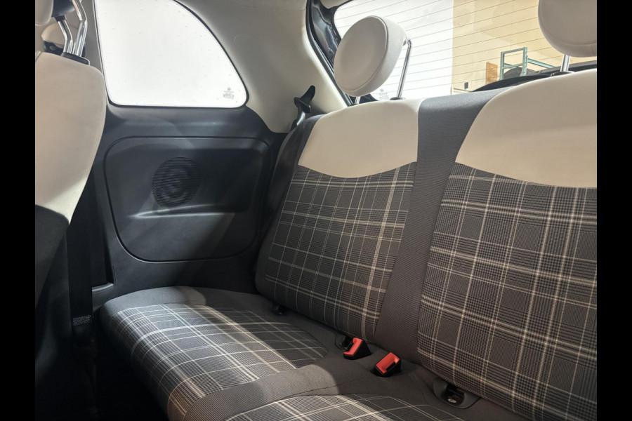 Fiat 500 1.0 Hybrid Lounge Plus | Navigatie | Panorama Dak | Parkeersensoren Achter | Climatronic | lichtmetalen Velgen | Dab