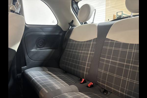 Fiat 500 1.0 Hybrid Lounge Plus | Navigatie | Panorama Dak | Parkeersensoren Achter | Climatronic | lichtmetalen Velgen | Dab