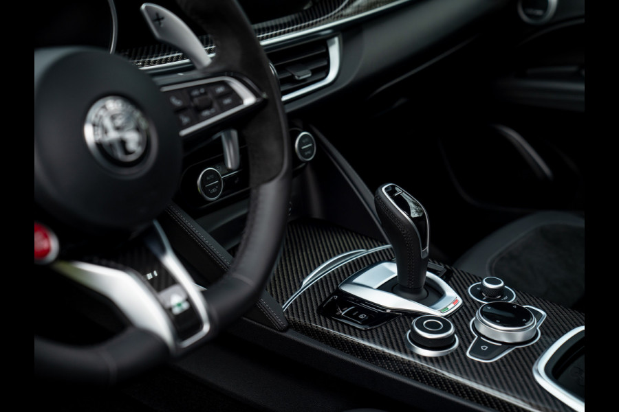 Alfa Romeo Stelvio 2.9 V6 AWD Quadrifoglio | Pano-dak | Harman/Kardon | Driver Assistance Pack 2