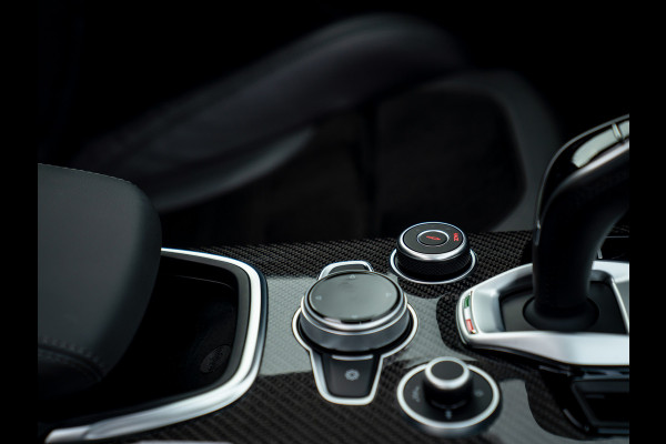 Alfa Romeo Stelvio 2.9 V6 AWD Quadrifoglio | Pano-dak | Harman/Kardon | Driver Assistance Pack 2