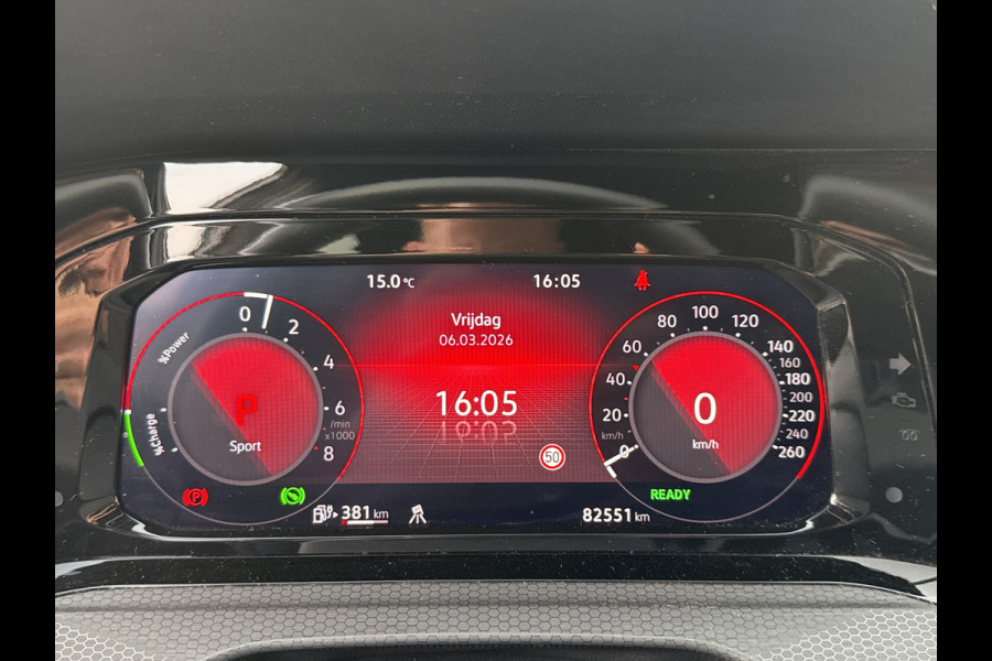 Volkswagen Golf GTE 245PK DSG HYBRID SPORT CAMERA/NAVI/IQ-LIGHT/HEAD-UP/SFEERVERL.