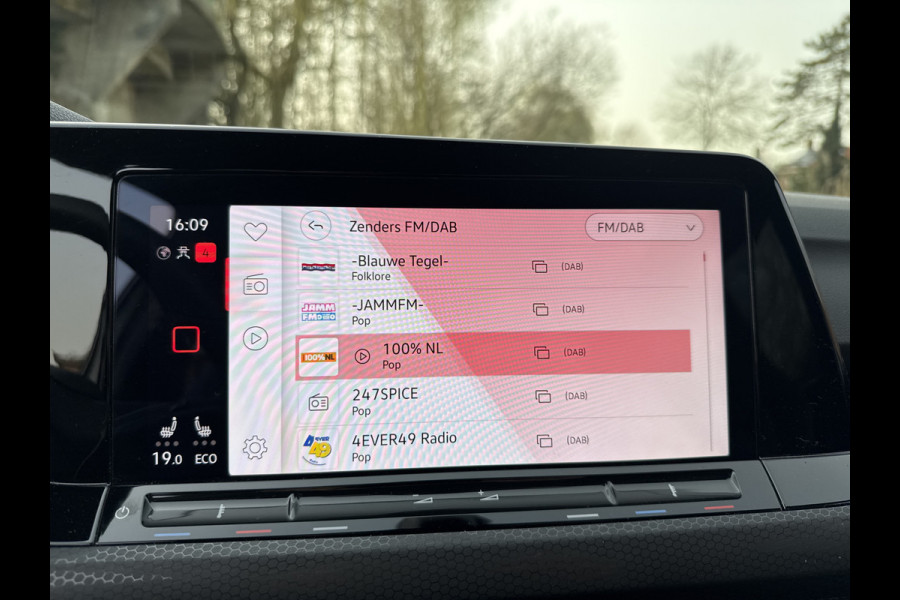 Volkswagen Golf GTE 245PK DSG HYBRID SPORT CAMERA/NAVI/IQ-LIGHT/HEAD-UP/SFEERVERL.