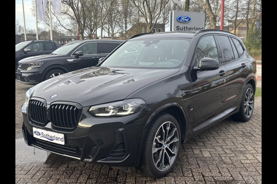 BMW X3 xDrive30e M Sport | Bellen voor bezichtiging | SCI | Plug-in Hybride | incl. BMW Service Inclusive (5 jaar/100.000 km) | M pakket | Harman Kardon | Sportstoelen | Elektrische stoelen met geheugenfunctie | 360 graden camera | Stoelverwarming | Keyless | Elektrische achterklep | Adaptive Led | High-beam Headlights Control | Head Up Display | Adaptief demping systeem