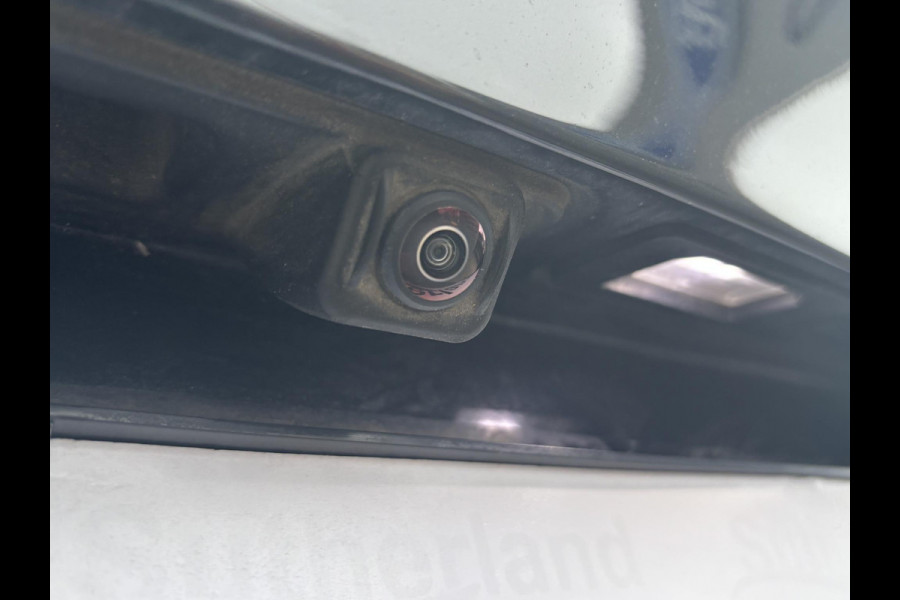 BMW X3 xDrive30e M Sport | Bellen voor bezichtiging | SCI | Plug-in Hybride | incl. BMW Service Inclusive (5 jaar/100.000 km) | M pakket | Harman Kardon | Sportstoelen | Elektrische stoelen met geheugenfunctie | 360 graden camera | Stoelverwarming | Keyless | Elektrische achterklep | Adaptive Led | High-beam Headlights Control | Head Up Display | Adaptief demping systeem