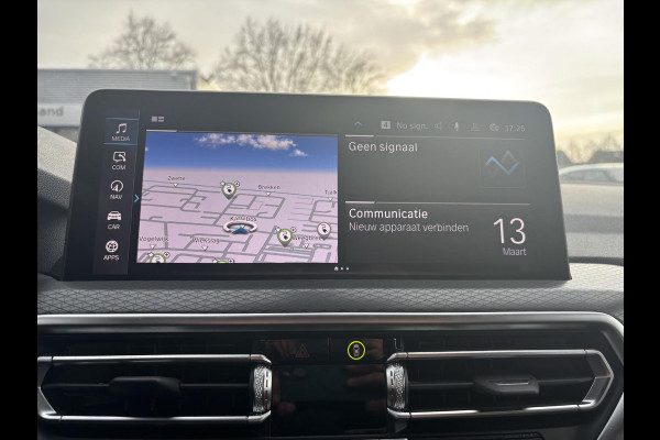 BMW X3 xDrive30e M Sport | Bellen voor bezichtiging | SCI | Plug-in Hybride | incl. BMW Service Inclusive (5 jaar/100.000 km) | M pakket | Harman Kardon | Sportstoelen | Elektrische stoelen met geheugenfunctie | 360 graden camera | Stoelverwarming | Keyless | Elektrische achterklep | Adaptive Led | High-beam Headlights Control | Head Up Display | Adaptief demping systeem