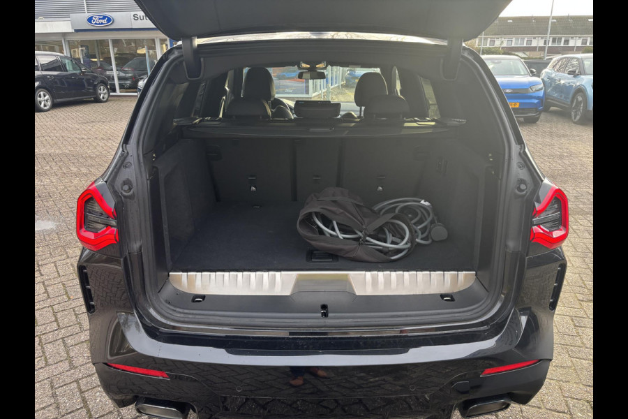 BMW X3 xDrive30e M Sport | Bellen voor bezichtiging | SCI | Plug-in Hybride | incl. BMW Service Inclusive (5 jaar/100.000 km) | M pakket | Harman Kardon | Sportstoelen | Elektrische stoelen met geheugenfunctie | 360 graden camera | Stoelverwarming | Keyless | Elektrische achterklep | Adaptive Led | High-beam Headlights Control | Head Up Display | Adaptief demping systeem