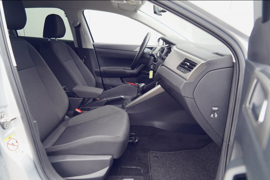 Volkswagen Polo 1.0 TSI R-Line Edition / 38dkm NAP / Facelift / Navi / Adaptieve Cruise / Automaat / NL-Auto