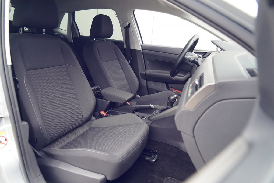 Volkswagen Polo 1.0 TSI R-Line Edition / 38dkm NAP / Facelift / Navi / Adaptieve Cruise / Automaat / NL-Auto