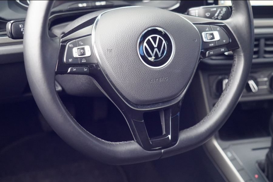 Volkswagen Polo 1.0 TSI R-Line Edition / 38dkm NAP / Facelift / Navi / Adaptieve Cruise / Automaat / NL-Auto