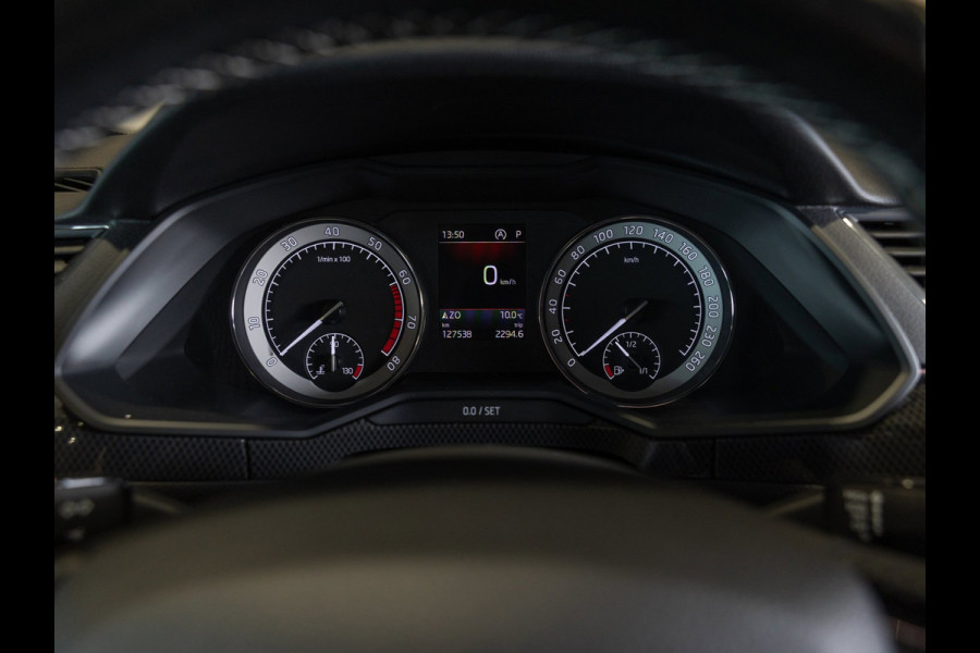 Škoda Superb Combi 1.5 TSI ACT Sportline Business / 150pk / Stoelverwarming / Elektrische stoelverstelling met geheugen /