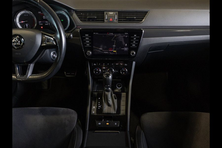 Škoda Superb Combi 1.5 TSI ACT Sportline Business / 150pk / Stoelverwarming / Elektrische stoelverstelling met geheugen /