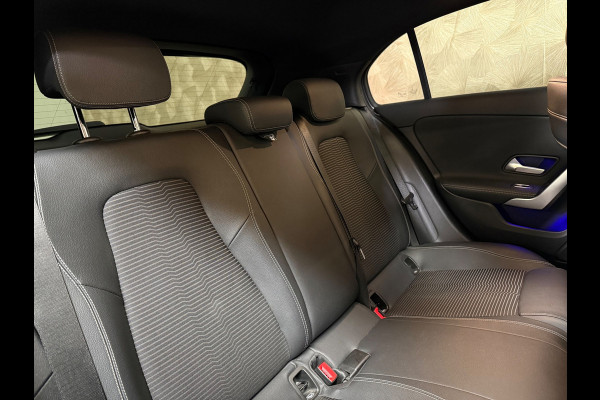 Mercedes-Benz A-Klasse 250 e Premium Plus | Pano | Sfeerverlichting | Memory | Camera | Carplay | Stoelverwarming |