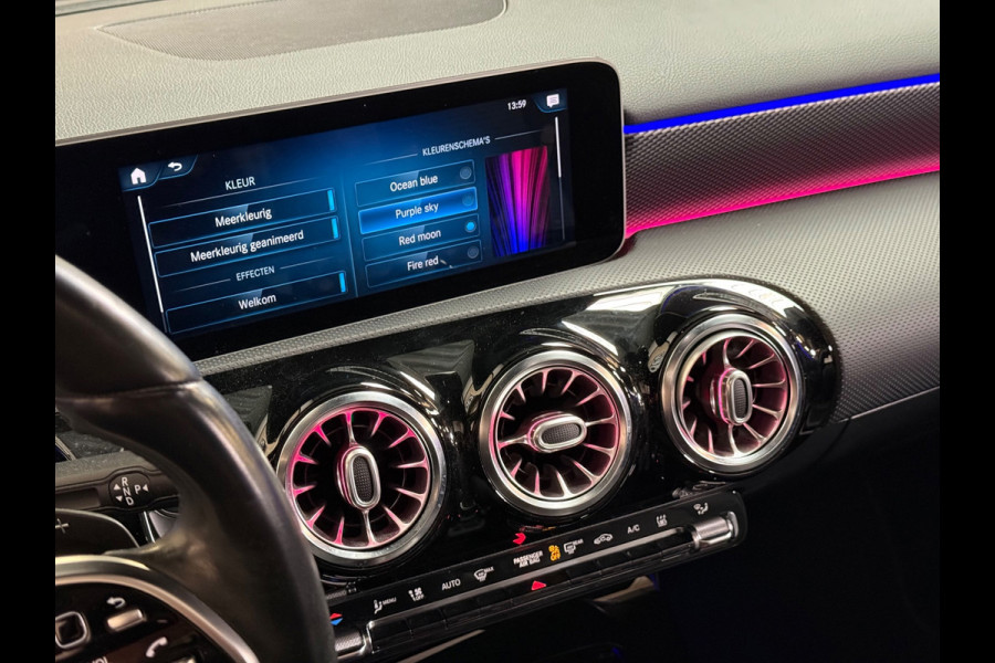 Mercedes-Benz A-Klasse 250 e Premium Plus | Pano | Sfeerverlichting | Memory | Camera | Carplay | Stoelverwarming |