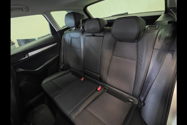 Škoda Karoq 1.5 TSI Automaat – Leder – Cruise – Navigatie –