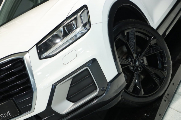 Audi Q2 1.4 TFSI ACT / PANODAK / VIRTUAL / KEYLESS / CARPLAY / STOELVERW