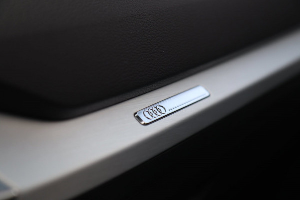 Audi Q2 1.4 TFSI ACT / PANODAK / VIRTUAL / KEYLESS / CARPLAY / STOELVERW