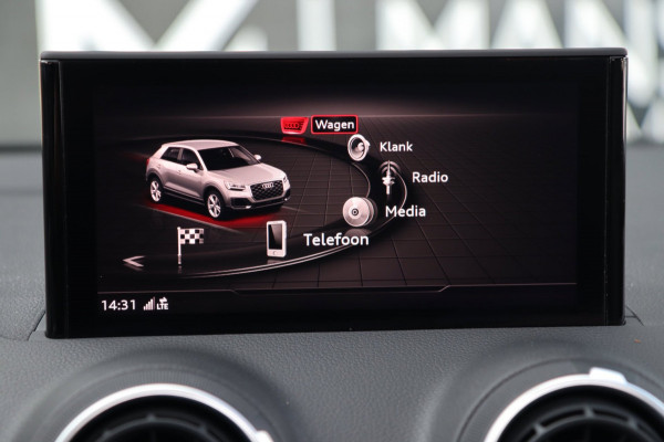 Audi Q2 1.4 TFSI ACT / PANODAK / VIRTUAL / KEYLESS / CARPLAY / STOELVERW