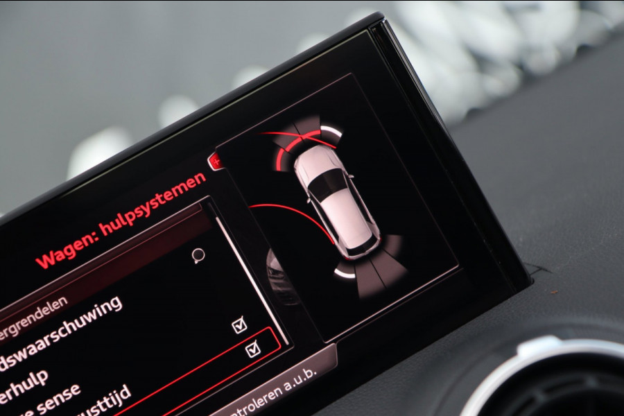 Audi Q2 1.4 TFSI ACT / PANODAK / VIRTUAL / KEYLESS / CARPLAY / STOELVERW