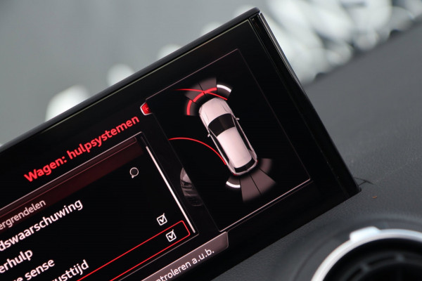 Audi Q2 1.4 TFSI ACT / PANODAK / VIRTUAL / KEYLESS / CARPLAY / STOELVERW