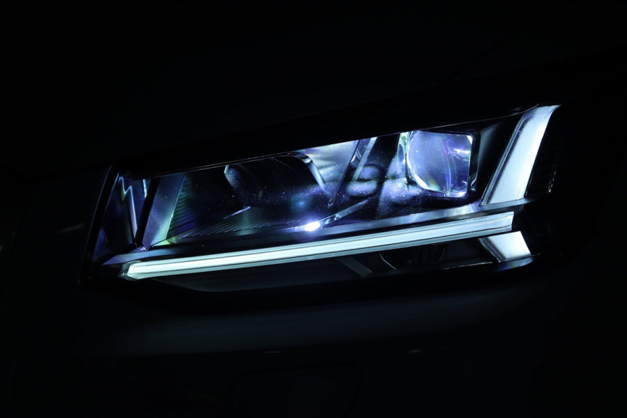 Audi Q2 1.4 TFSI ACT / PANODAK / VIRTUAL / KEYLESS / CARPLAY / STOELVERW